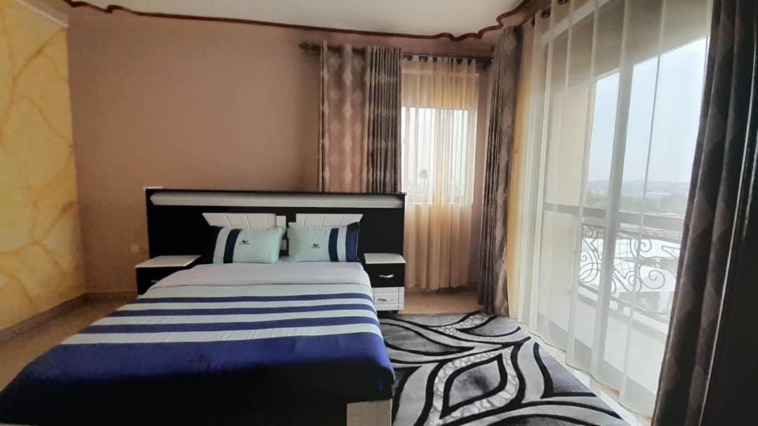 Das Berliner Hotel Kampala Kültér fotó